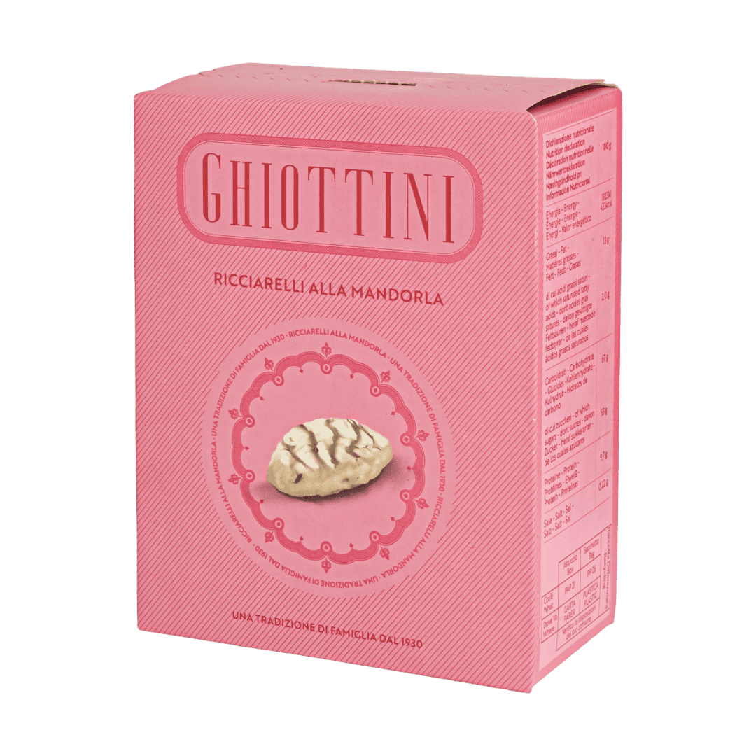 scatola con ricciarelli alla mandorla